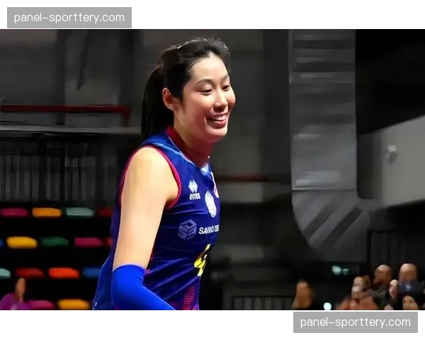 转会传闻：据意媒报道，朱婷下赛季可能重返斯坎迪奇俱乐部